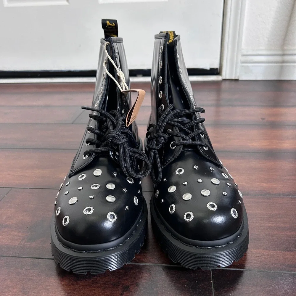 NIB Dr. Martens Studded Buttero Leather Studded Combat Boots Mens 12 Goth Grunge